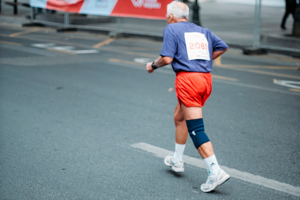 Collagen peptides for joint support